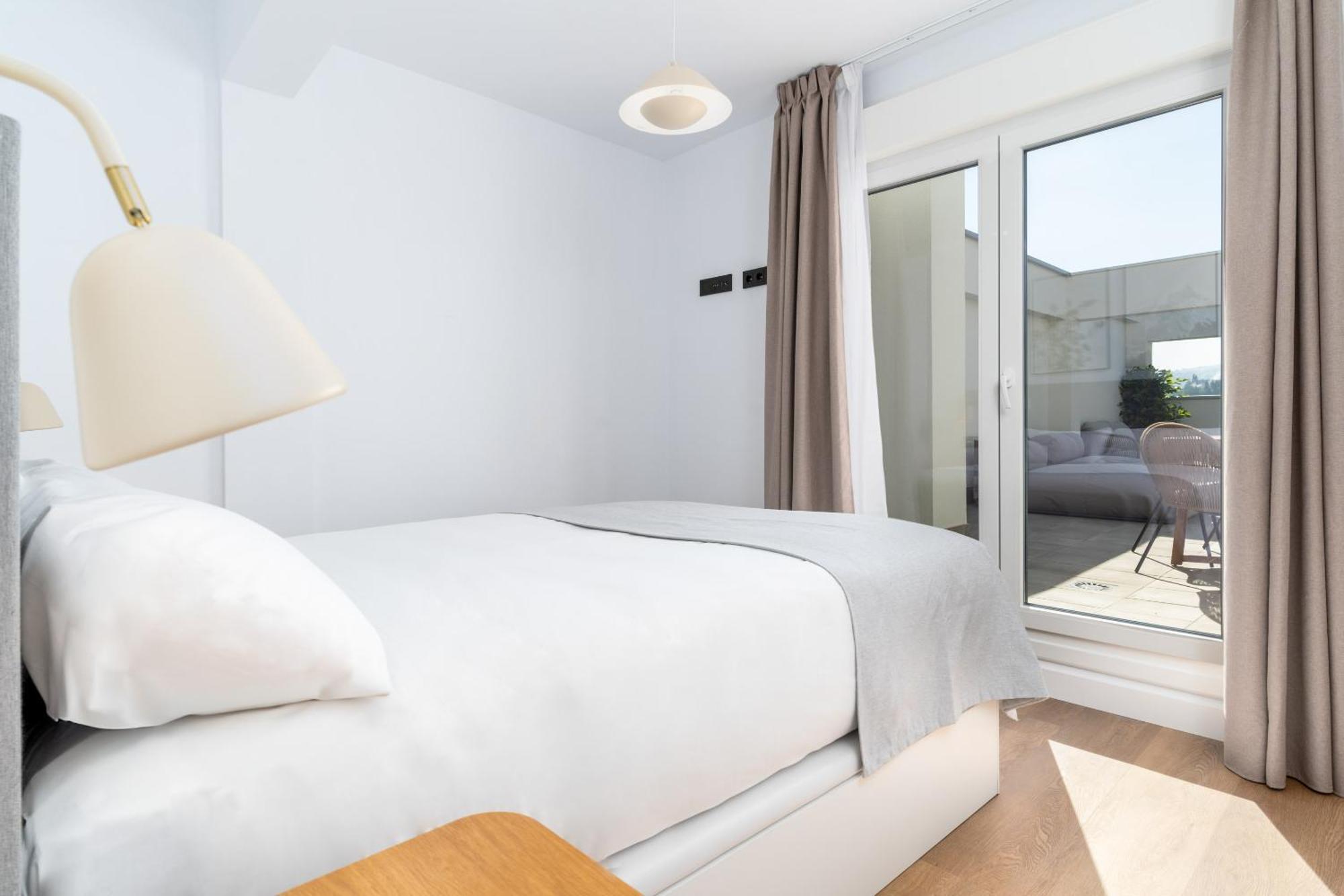 Limehome Oviedo Calle Postigo Bajo Luaran gambar