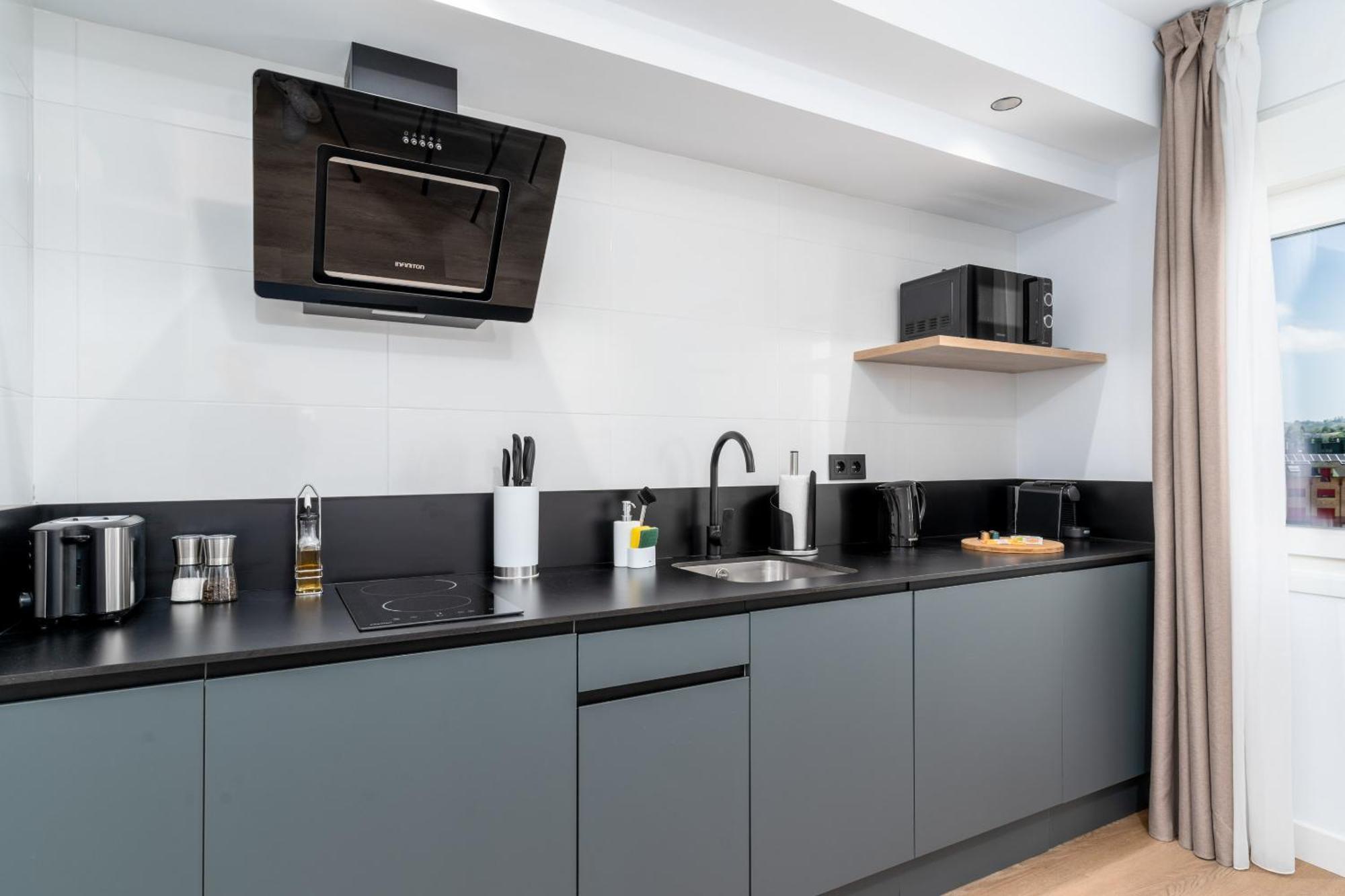Limehome Oviedo Calle Postigo Bajo Bilik gambar